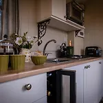 The Pleasant Hut At Mount Pleasant Farm *